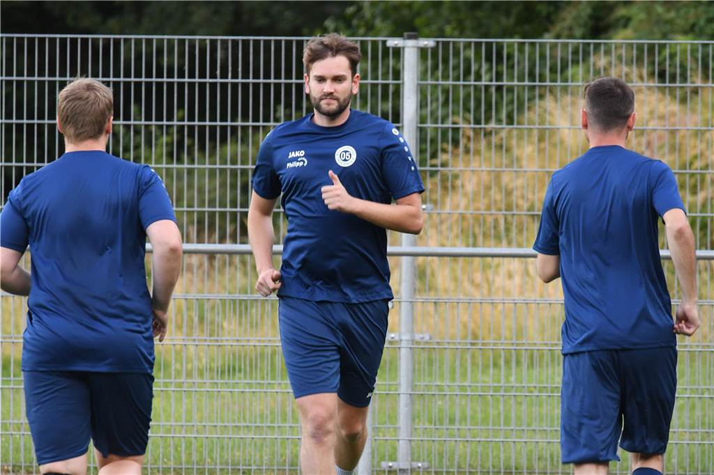 Viele Bilder vom Trainingsauftakt des BV Lünen.