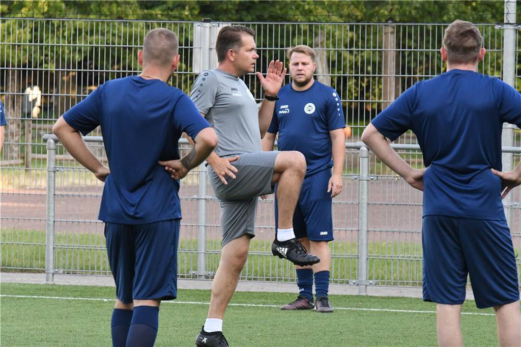 Viele Bilder vom Trainingsauftakt des BV Lünen.