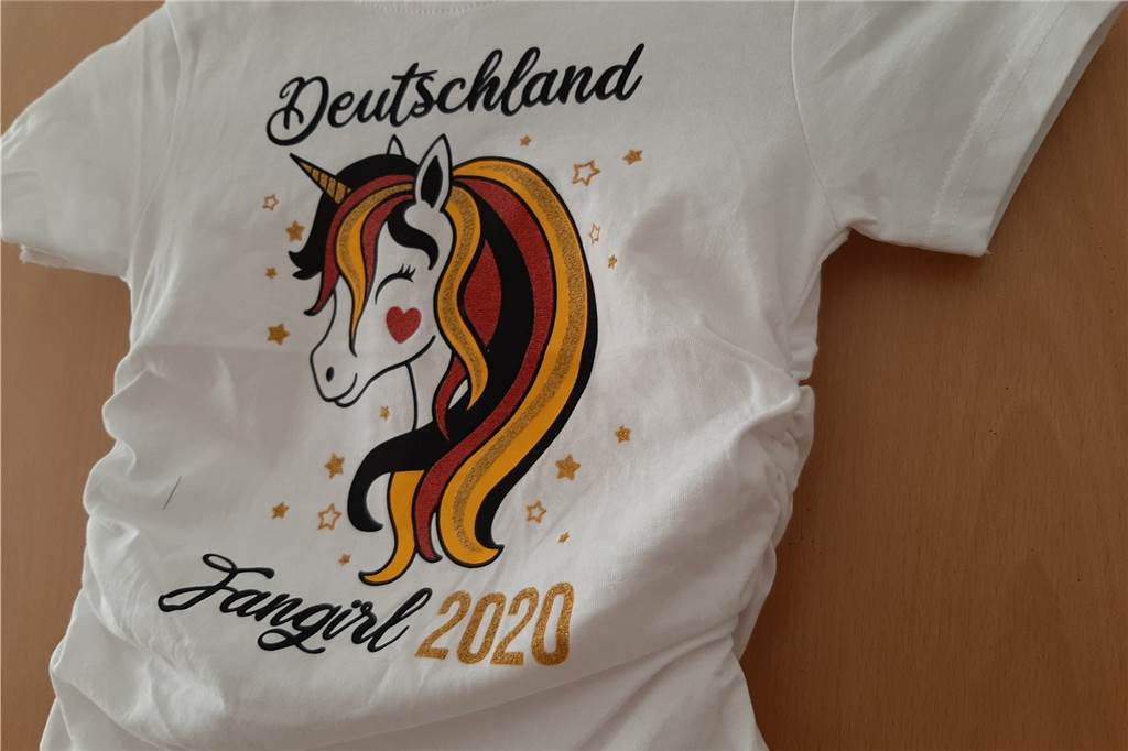 Viele Fanartikel waren ursprünglich für das vergangene Jahr produziert, in dem die EM pandemiebedingt abgesagt wurde.