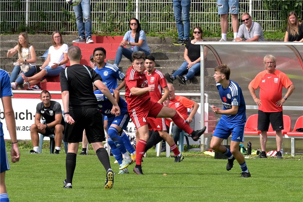 Viele Fotos vom Duell zwischen Lüner SV und Holzwickeder SC (0:3).
