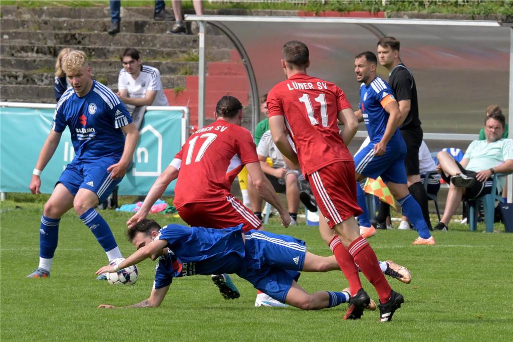 Viele Fotos vom Duell zwischen Lüner SV und Holzwickeder SC (0:3).