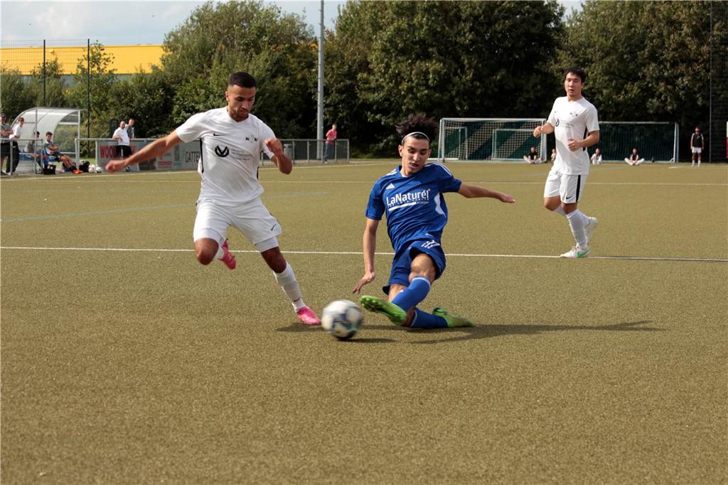 Viele Fotos vom Meisterschaftsspiel zwischen dem Königsborner SV und YEG Hassel (6:1).