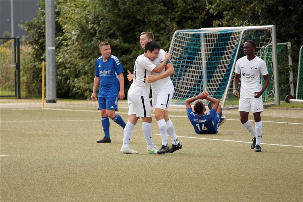 Viele Fotos vom Meisterschaftsspiel zwischen dem Königsborner SV und YEG Hassel (6:1).