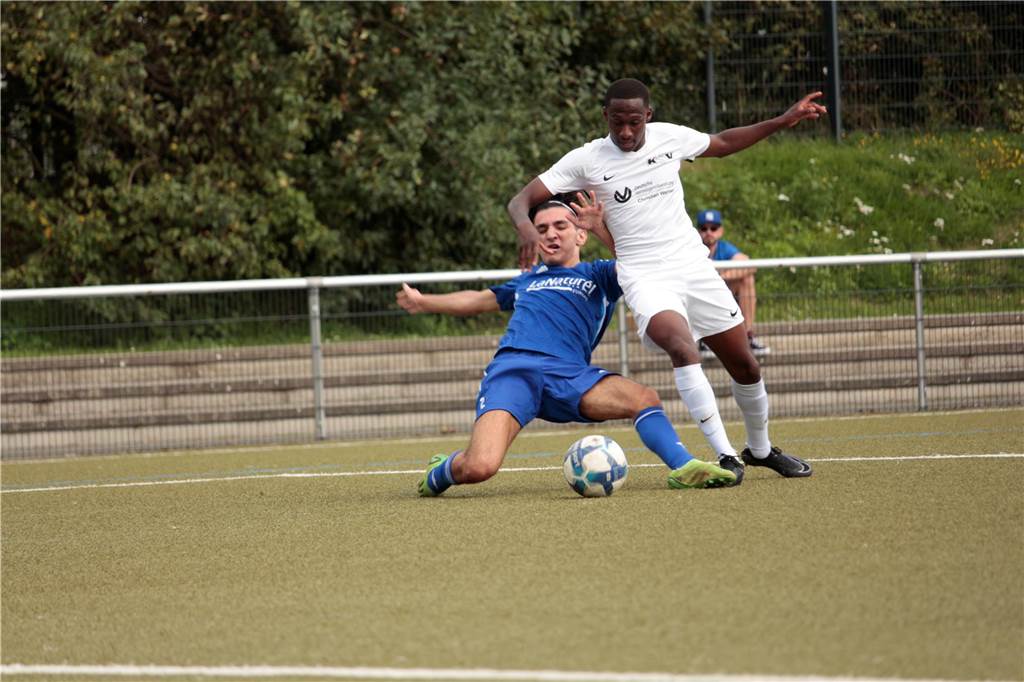 Viele Fotos vom Meisterschaftsspiel zwischen dem Königsborner SV und YEG Hassel (6:1).