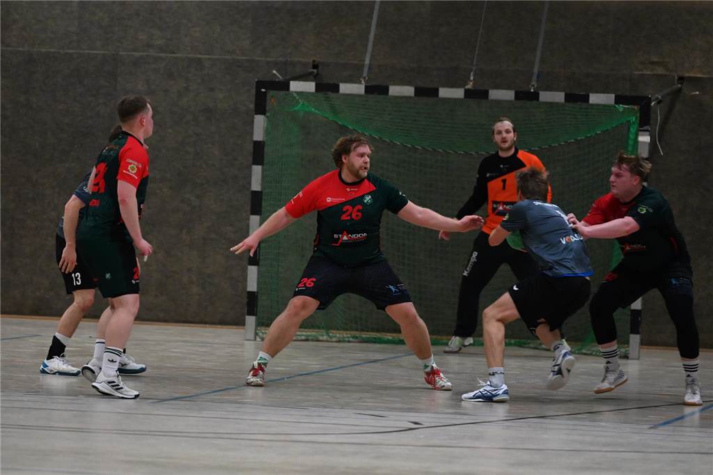 Viele Fotos vom Spiel HC Heeren gegen SGH Unna Massen II.