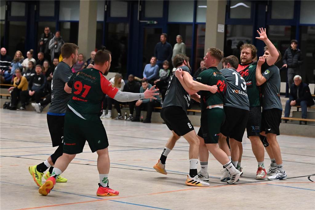 Viele Fotos vom Spiel HC Heeren gegen SGH Unna Massen II.
