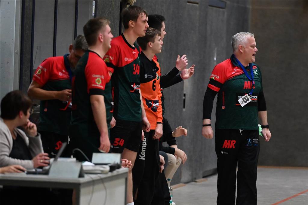 Viele Fotos vom Spiel HC Heeren gegen SGH Unna Massen II.