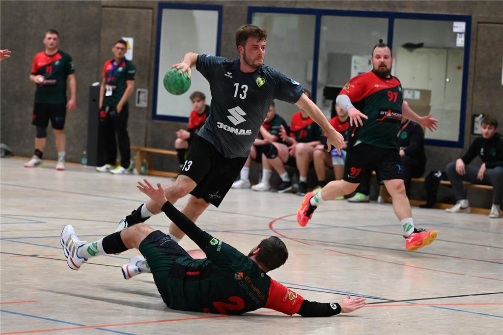Viele Fotos vom Spiel HC Heeren gegen SGH Unna Massen II.