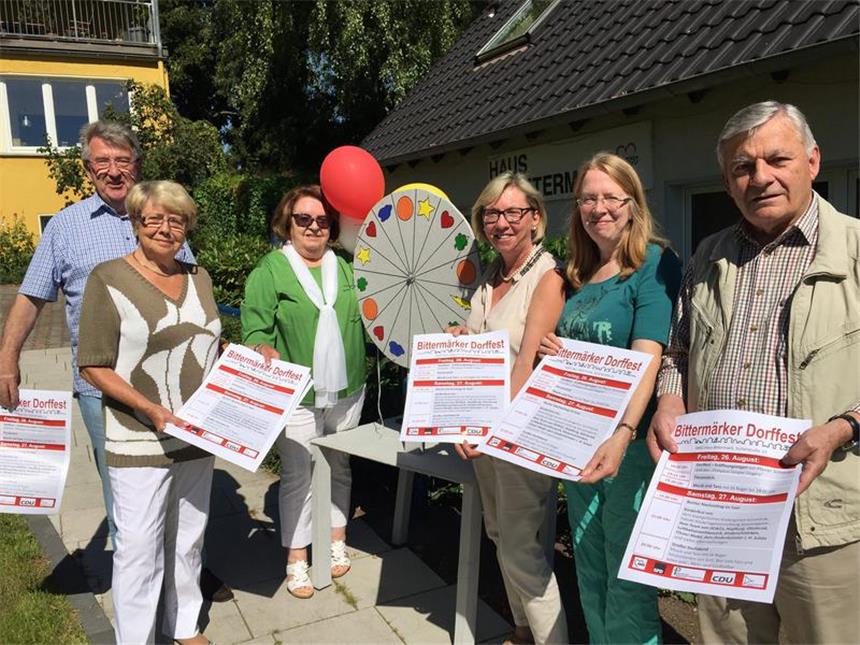 Bittermärker feiern Dorffest mit Hokuspokus Viele Helfer tragen zum Gelingen des 36. Dorffestes in Bittermark bei.