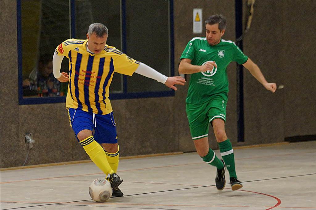 Viele Impressionen vom BKM-Mannesmann-Cup des BSV Heeren. Bei den Alten Herren hat sich der Kamener SC durchgesetzt.