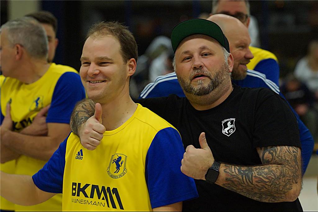 Viele Impressionen vom BKM-Mannesmann-Cup des BSV Heeren. Bei den Alten Herren hat sich der Kamener SC durchgesetzt.