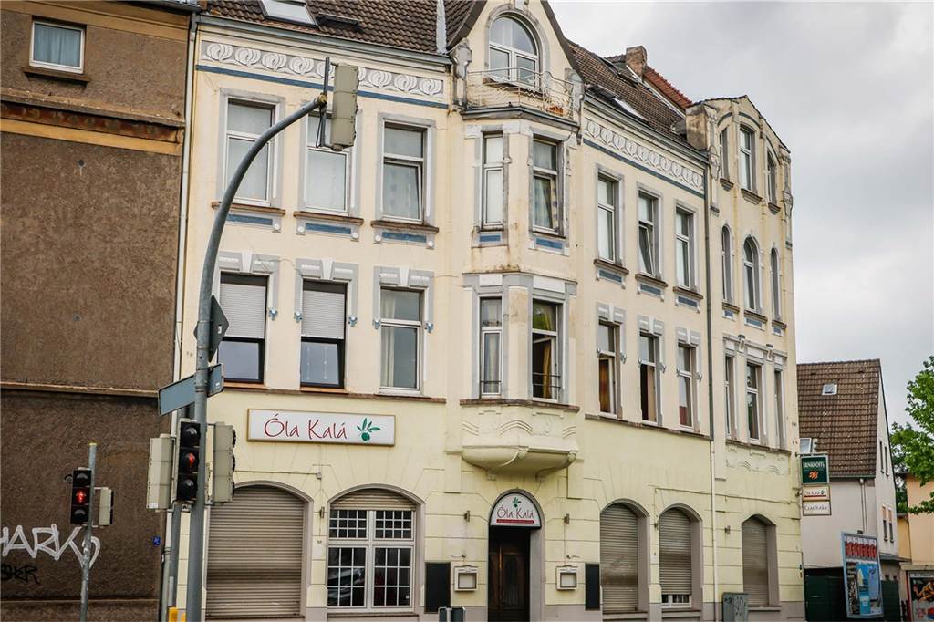 Meg‘er-Restaurant in Lütgendortmund nach nur zwei Monaten geschlossen Viele Jahre war das griechische Restaurant Olá Kalá in dem markanten Eckhaus in Lütgendortmund beheimatet. Corona zwang den Gastronomen in die Knie.