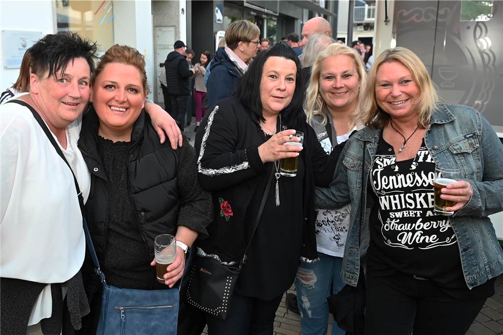 Tausende feiern beim Altstadtfest in Dorsten Viele Menschen verbrachten ihr Wochenende beim Altstadtfest in Dorsten.