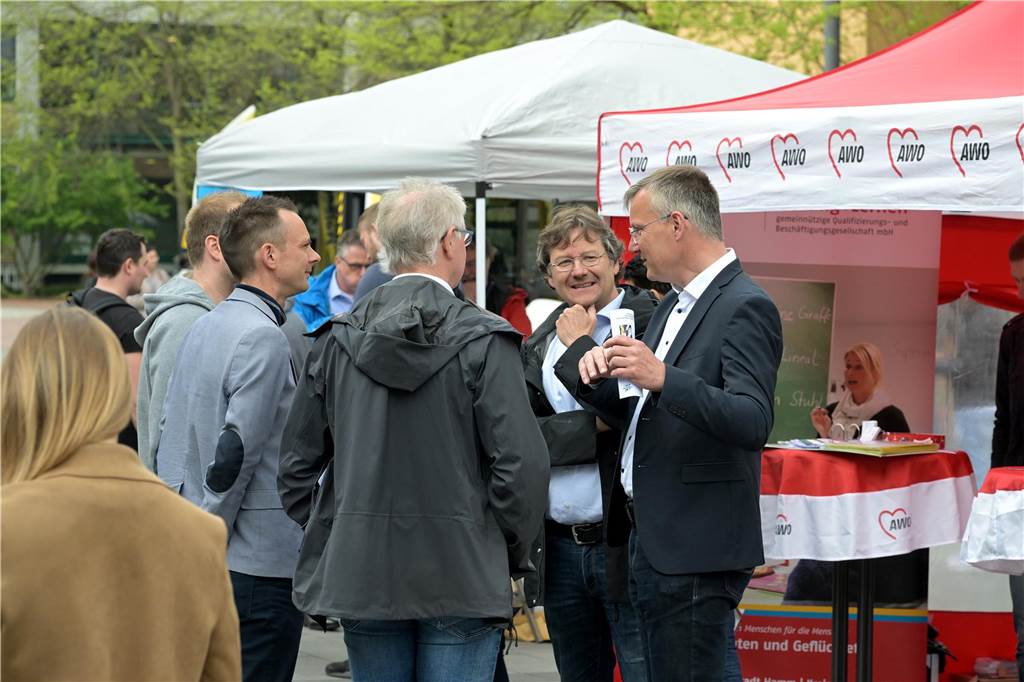 Viele nutzten die Gelegenheit, sich über Chancen in der Berufswelt zu informieren.