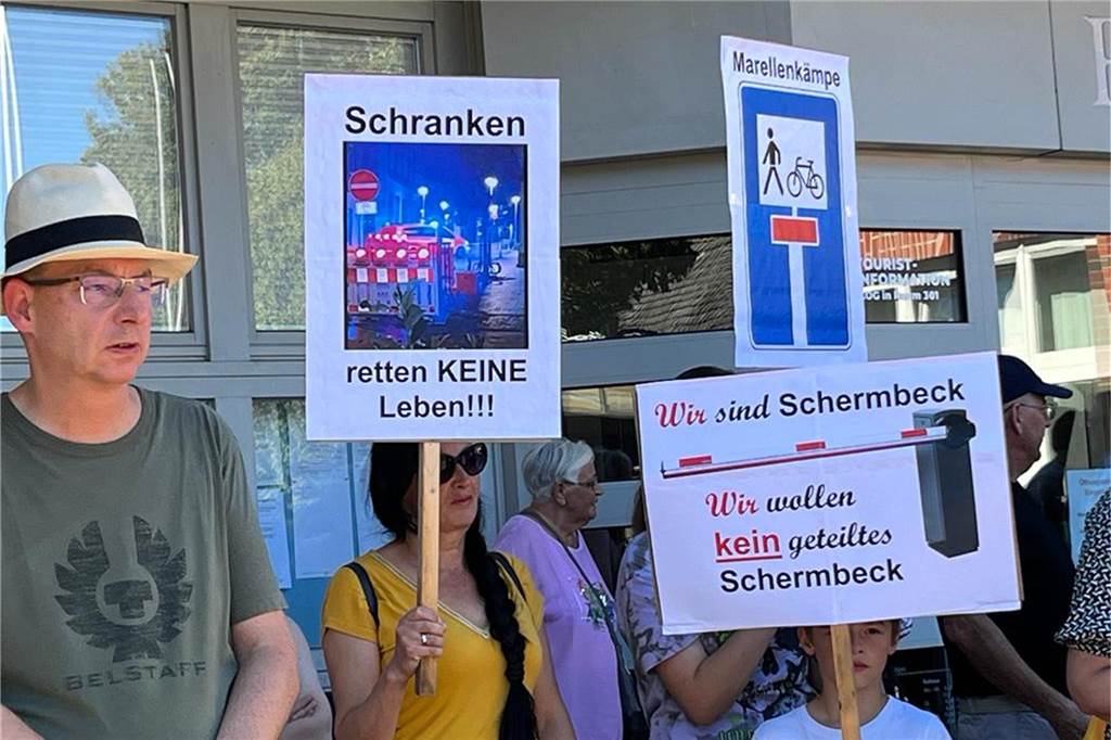 Demonstranten in Schermbeck