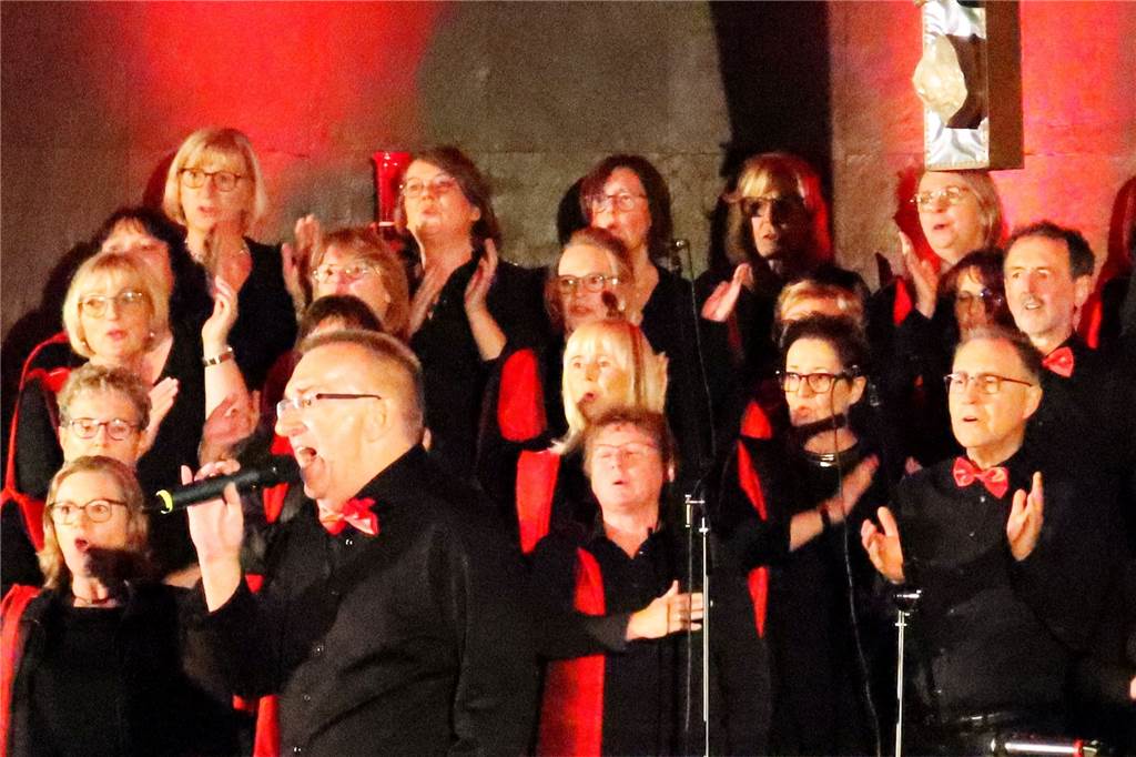 Chor „Swinging Church“ aus Dorsten bot ein grandioses Jubiläumsspektakel Chormitglieder