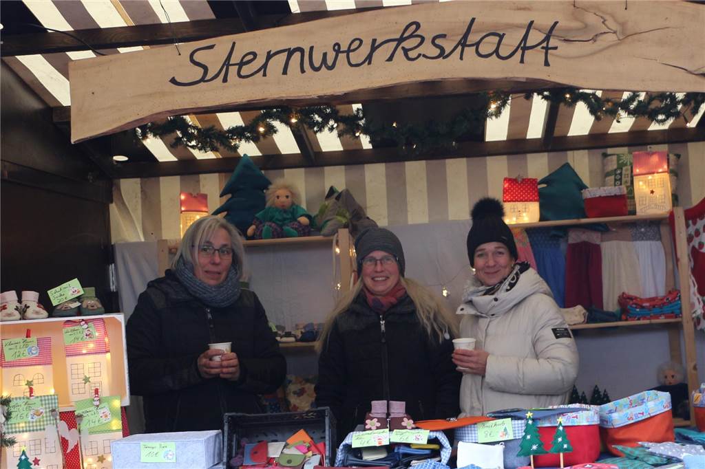 Viele Teilnehmer und Besucher stimmten sich am 1. Dezember passend zum ersten Advent auf die vorweihnachtliche Zeit ein.