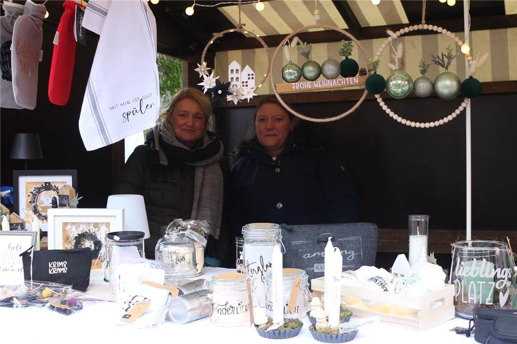Viele Teilnehmer und Besucher stimmten sich am 1. Dezember passend zum ersten Advent auf die vorweihnachtliche Zeit ein.