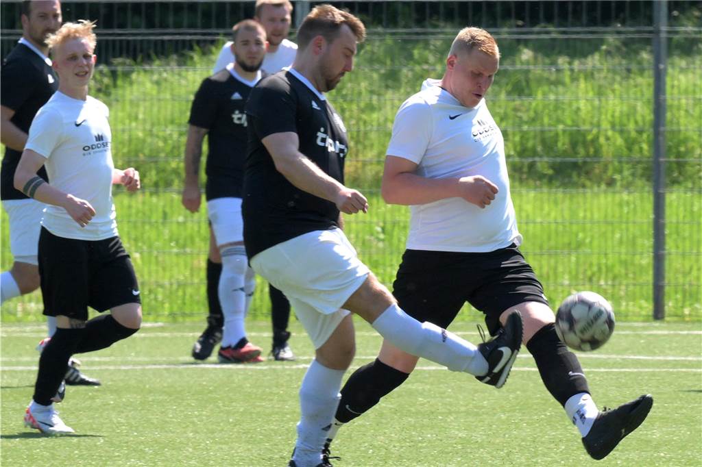 Viele Tore gab es beim 6:2 des SV Preußen gegen den SuS Derne.