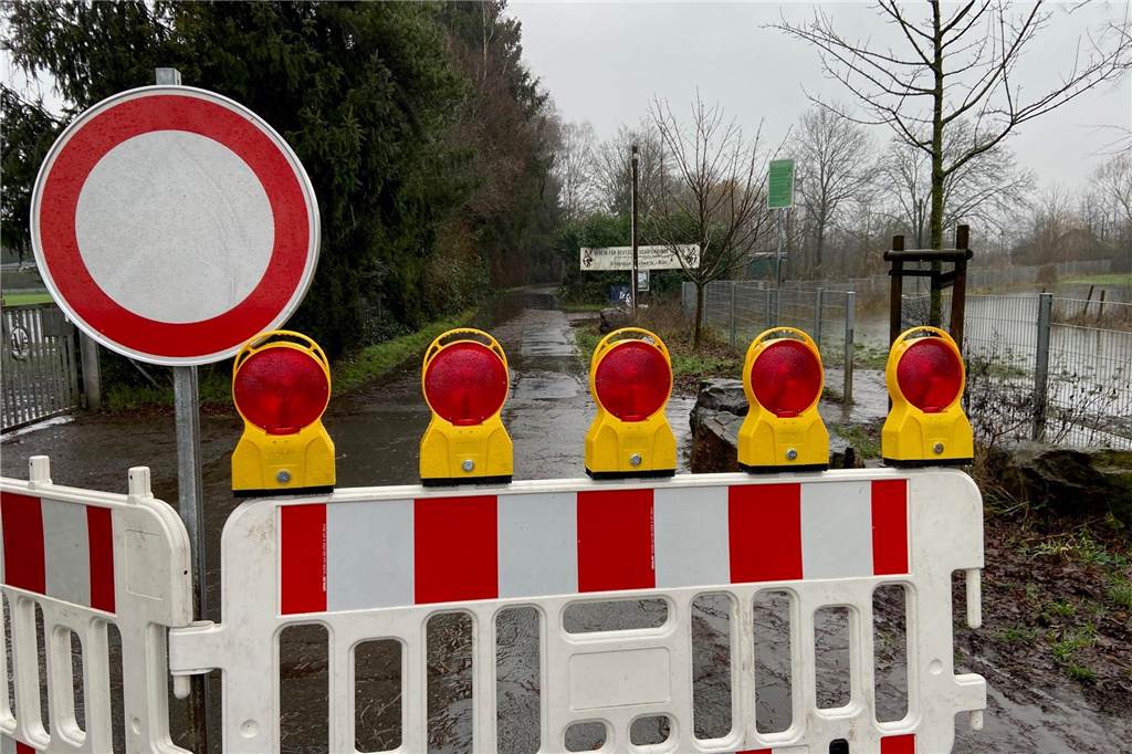 Starkregen zu Weihnachten: Bilder vom Hochwasser in Schwerte