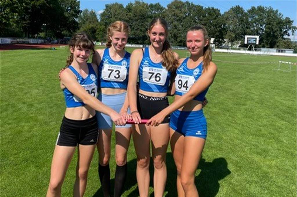 Mannschaft des Jahres: U16-Mädchen des TV Werne: Westfalen-Titel war der große Coup Vier der insgesamt elf Mädchen: Jennifer Zoe Klein (v.l.), Clara Dietrich, Carina Beckmann und Charlotte Görz.