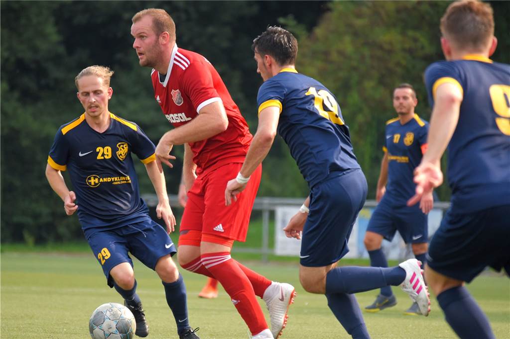 Schwertes Ex-Toptorjäger: Glückt der zweite Oberliga-Anlauf? Vier Jahre lang spielte und traf Külpmann für den SC Berchum/Garenfeld, stieg in diesem Jahr mit ihm in die Landesliga auf.