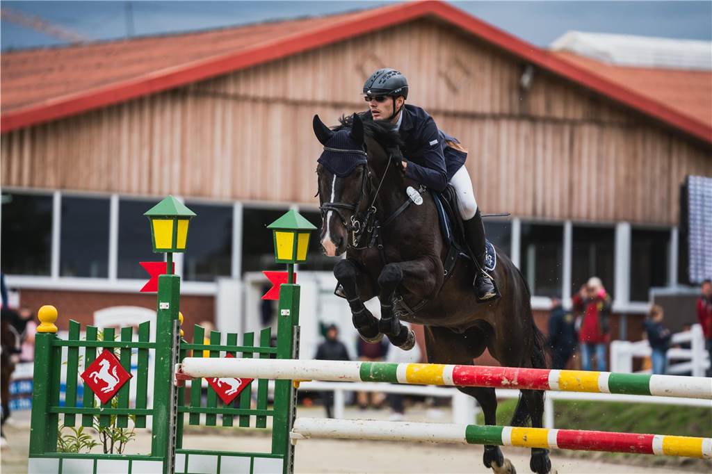Vier Tage lang fand das Reitturnier des RFV St. Georg Werne in Ehringhausen statt.