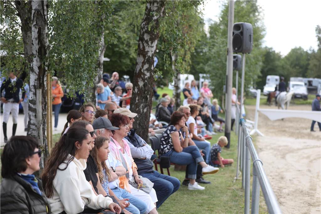 Vier Tage lang war der RV von Nagel Herbern im Turnierbetrieb. Mehrere Hundert Reiterinnen und Reiter präsentierten sich auf dem Sprungplatz und in der Dressurhalle.