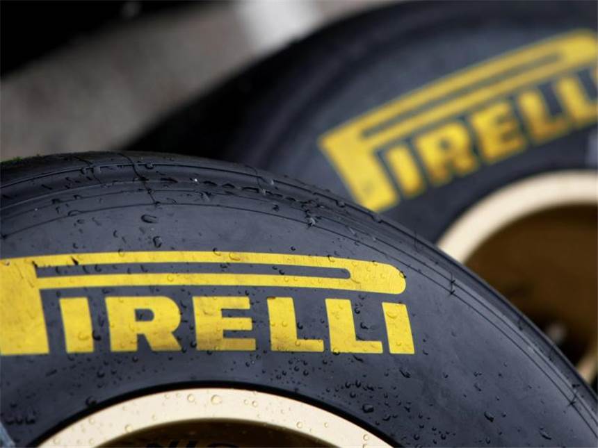 Reifentests in der Wüste mit vier Teams, ohne Vettel Vier Teams der Formel 1 werden die Reifen von Ausrüster Pirelli in Bahrain testen. Foto: Pirelli