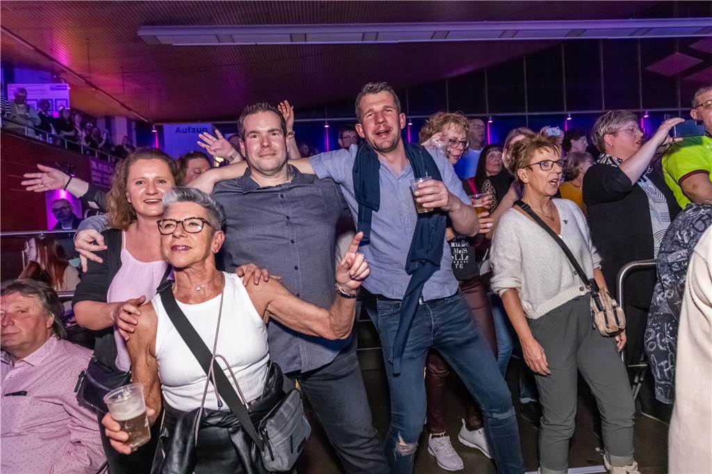 Schlagerparty des Solidarfonds NRW in der Europahalle am 1.3.2024 in Castrop-Rauxel