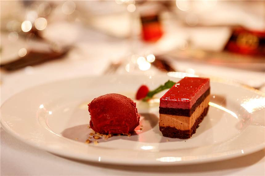 Vier Restaurants aus Castrop-Rauxel kochen beim Menue Karussell 2020 mit Viergängige Menüs bieten 29 Restaurants beim Menue Karussell 2020 an. Auch ein schmackhafter Nachtisch gehört natürlich dazu.