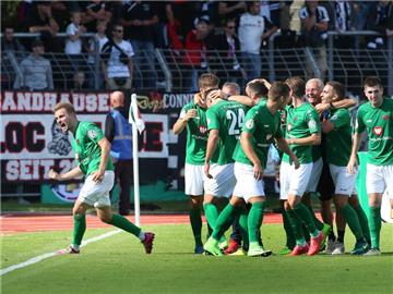 Viertligist Schweinfurt setzte sich gegen Zweitligist SV Sandhausen durch. Foto: Karl-Josef Hildenbrand
