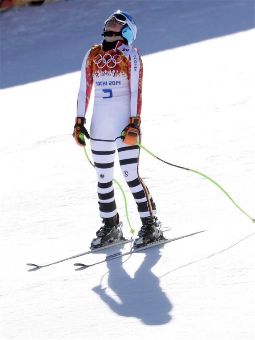 Höfl-Riesch verpasst Medaille - Gisin und Maze siegen Viktoria Rebensburg ärgerte sich im Zielbereich über ihren Lauf. Foto: John G. Mabanglo