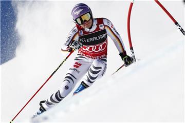 Viktoria Rebensburg beim Riesenslalom in Courchevel. Foto: Gabriele Facciotti