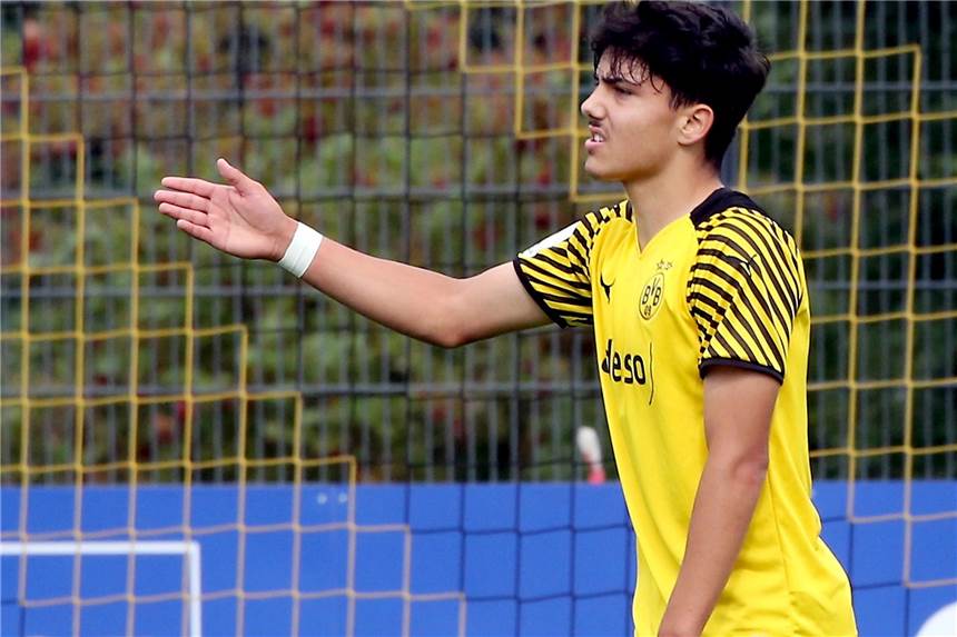 BVB-U19 vor heißem Tanz im DFB-Pokal gegen den Schalke-Bezwinger – U17 fällt aus Vincenzo Onofrietti kehrte verletzt von der EM-Qualifikation mit der U17 Italiens zurück und fällt vorerst aus.