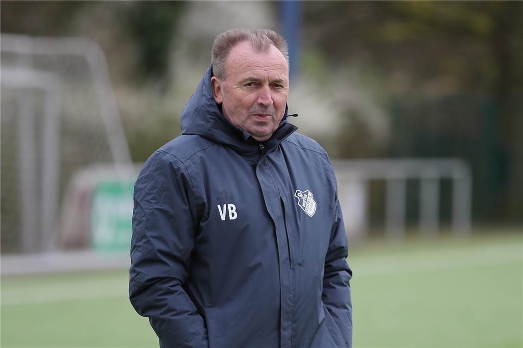 Volker Bärwald in einer Jacke von Vestia Disteln