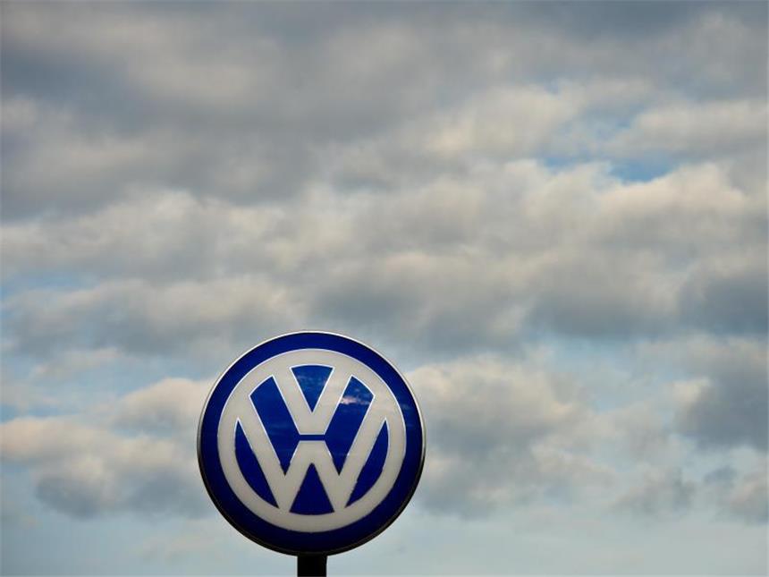 Was der VW-Skandal für Verbraucher bedeutet Volkswagen in der Krise. Foto: Julian Stratenschulte