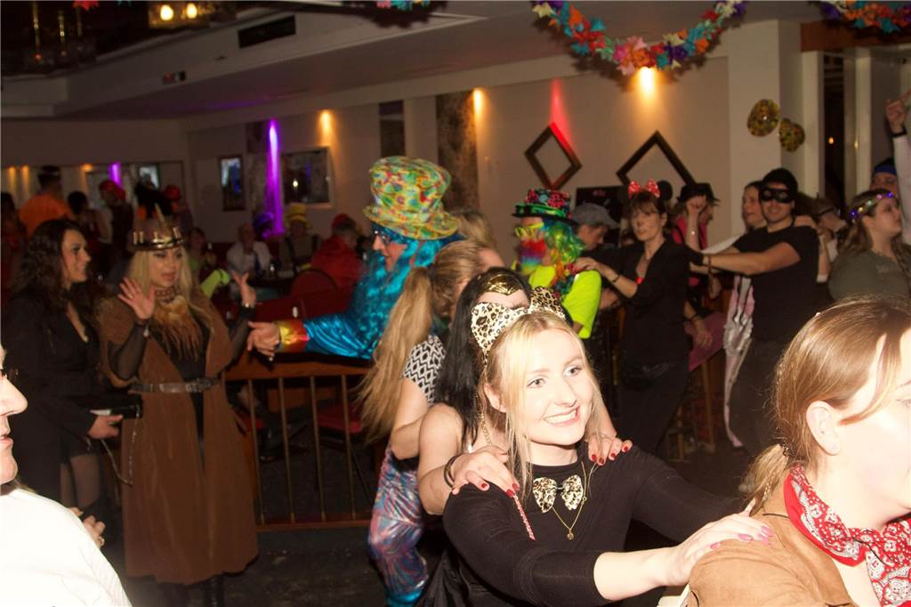Im Mythos wurde Karneval gefeiert.