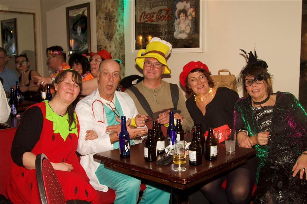 Im Mythos wurde Karneval gefeiert.