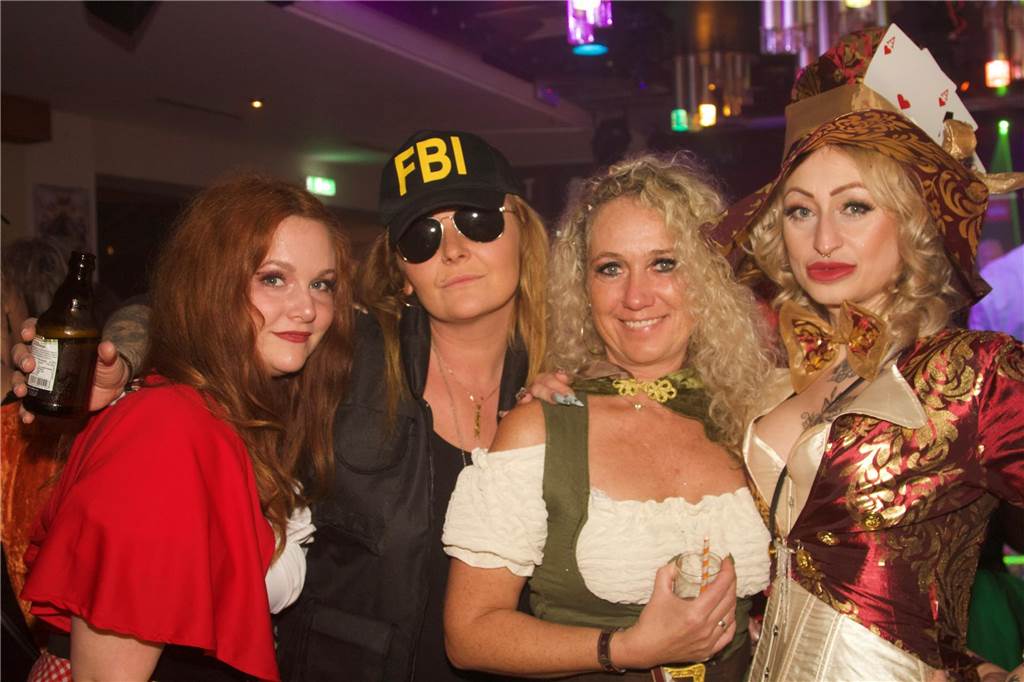 Im Mythos wurde Karneval gefeiert.