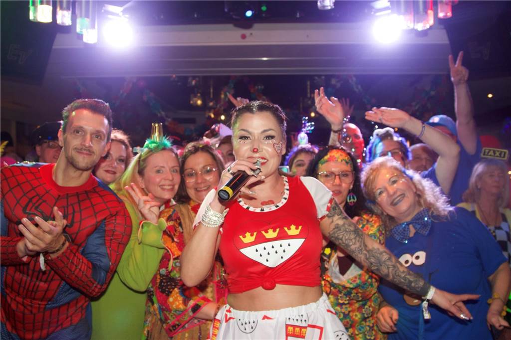 Im Mythos wurde Karneval gefeiert.
