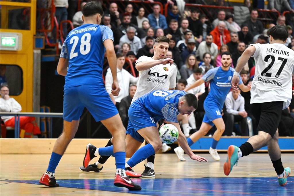 Volles Haus, tolle Spiele, gute Stimmung - was will man mehr? Der Mitternachtscup war erneut ein voller Erfolg.