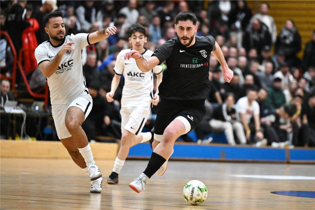 Volles Haus, tolle Spiele, gute Stimmung - was will man mehr? Der Mitternachtscup war erneut ein voller Erfolg.