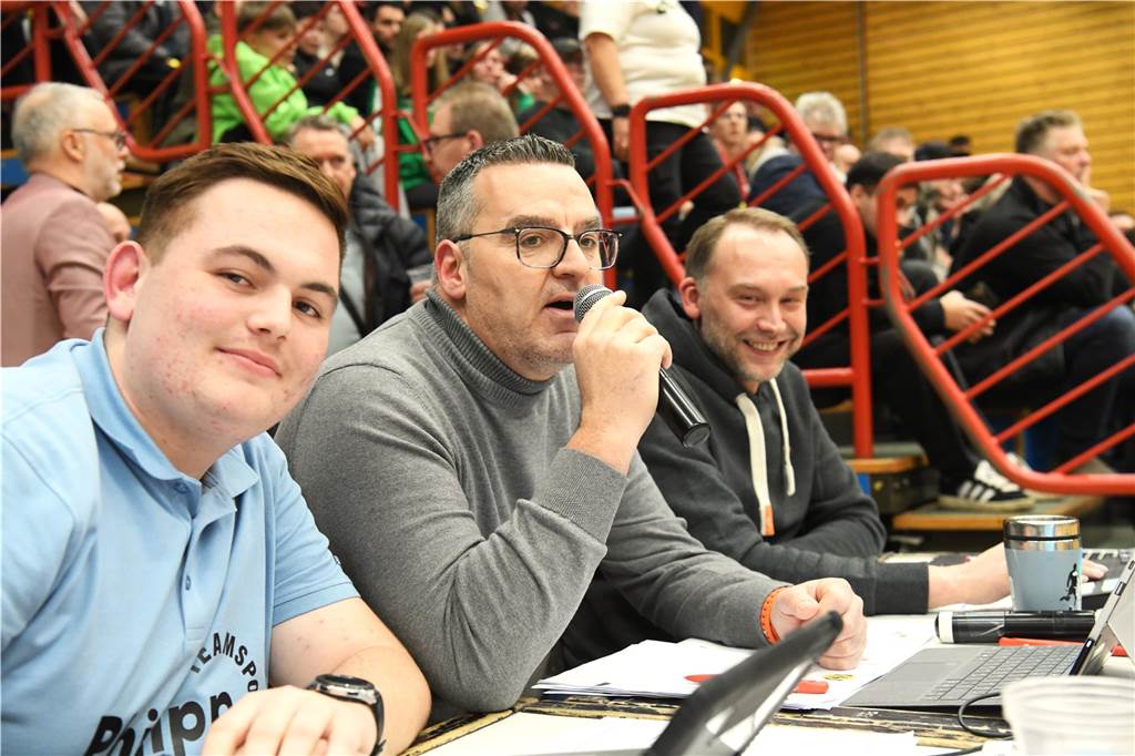 Volles Haus, tolle Spiele, gute Stimmung - was will man mehr? Der Mitternachtscup war erneut ein voller Erfolg.