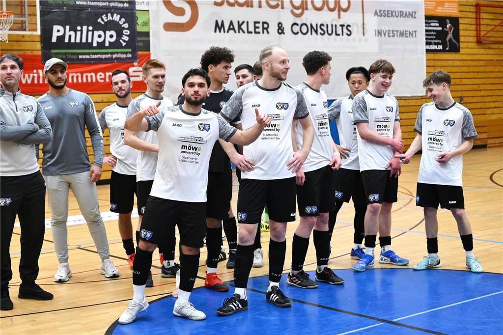 Volles Haus, tolle Spiele, gute Stimmung - was will man mehr? Der Mitternachtscup war erneut ein voller Erfolg.
