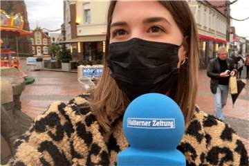 Volontärin Anne Schiebener hat sich die Eröffnung des Nikolausmarktes in Haltern heute live angeschaut.