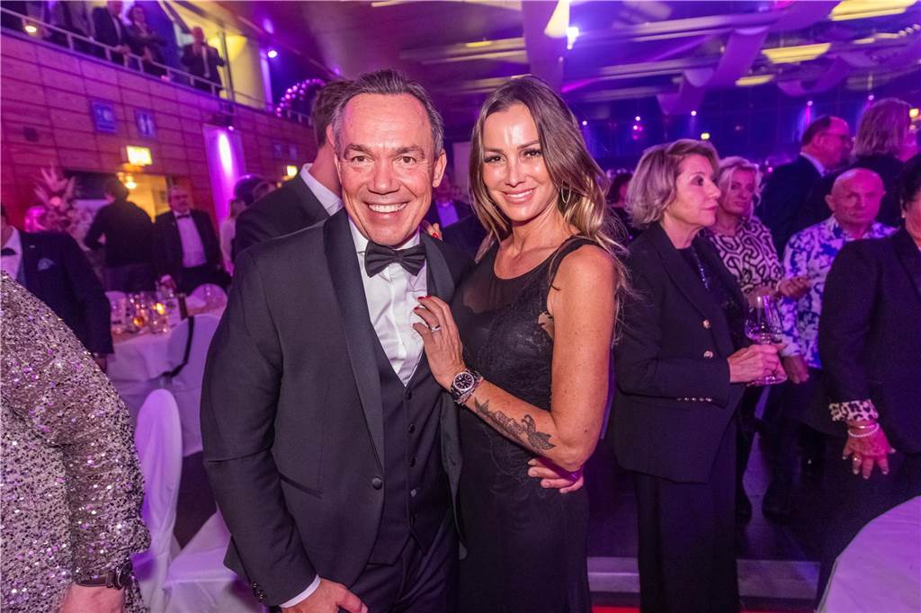 Die besten Bilder der Solidarfonds-Gala 2024: Feine Gäste feiern BVB, Hagedorn und Roland Kaiser