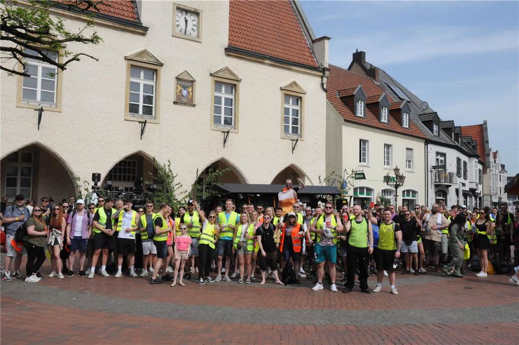 Vom Markplatz über Lakeside Inn und Westuferpark: Am 1. Mai 2024 wurde in Haltern wieder ausgelassen gefeiert.