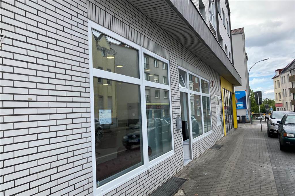 Abbas Fakih (33) eröffnet den ersten Barbershop in Wellinghofen Barbershop in Dortmund-Wellinghofen