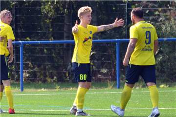 Von den Fußballern der Spvg Schwerin der Saison 2019/20 hat einer den Verein gewechselt und ist  prompt auffällig geworden.